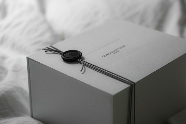 Ribbon Gift Box